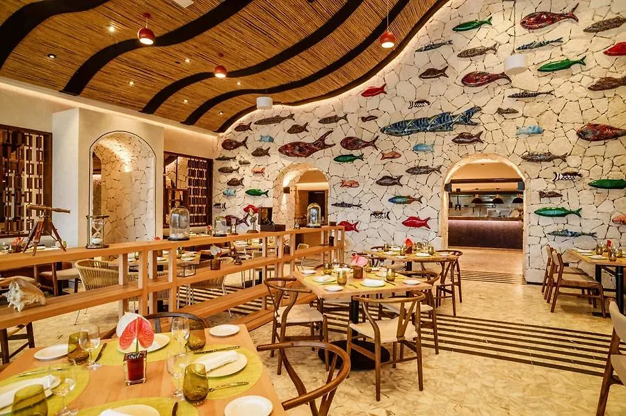 Hotel Estudio Playa Mujeres Cancún